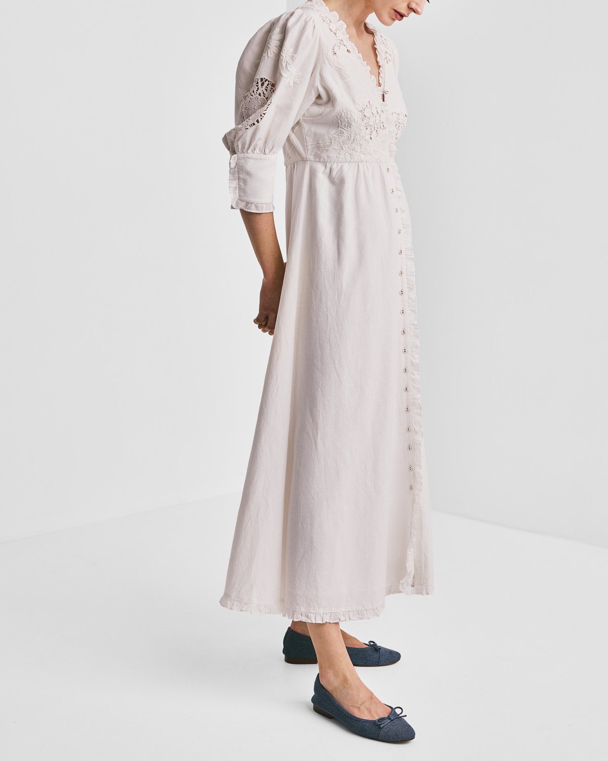 Linen Button-Down Dress, Off White. Image #2
