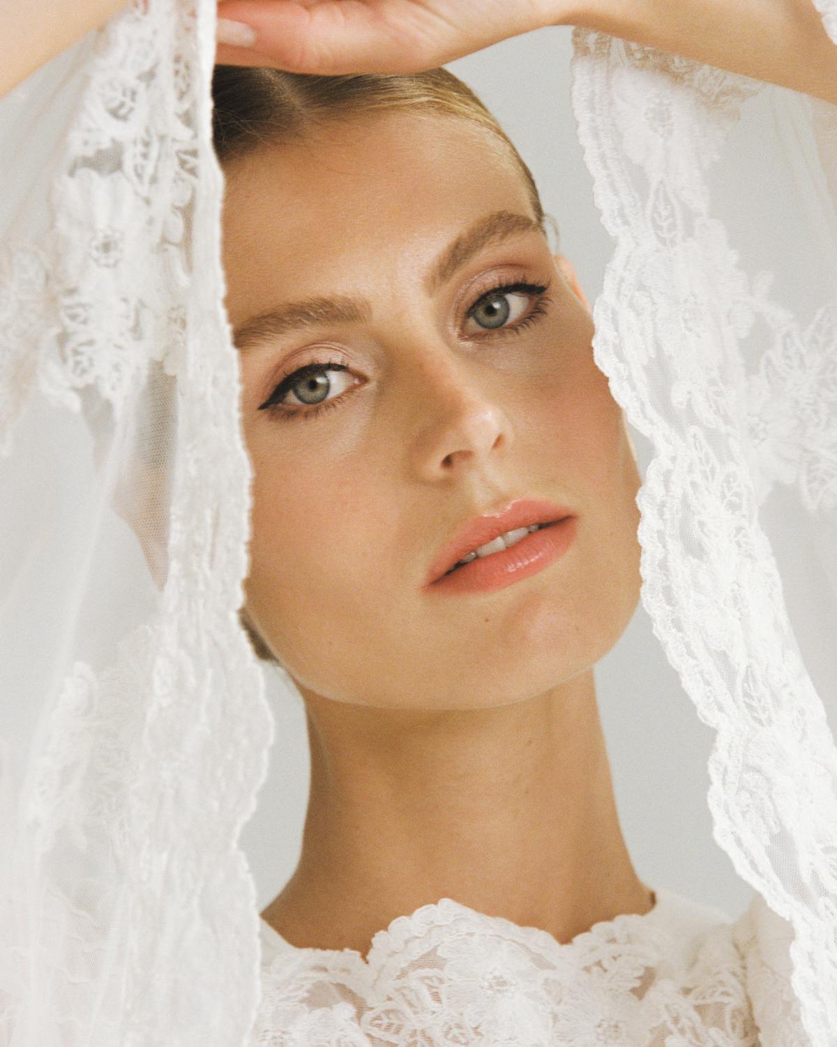 The Bridal Gown, Vintage White. Image #6