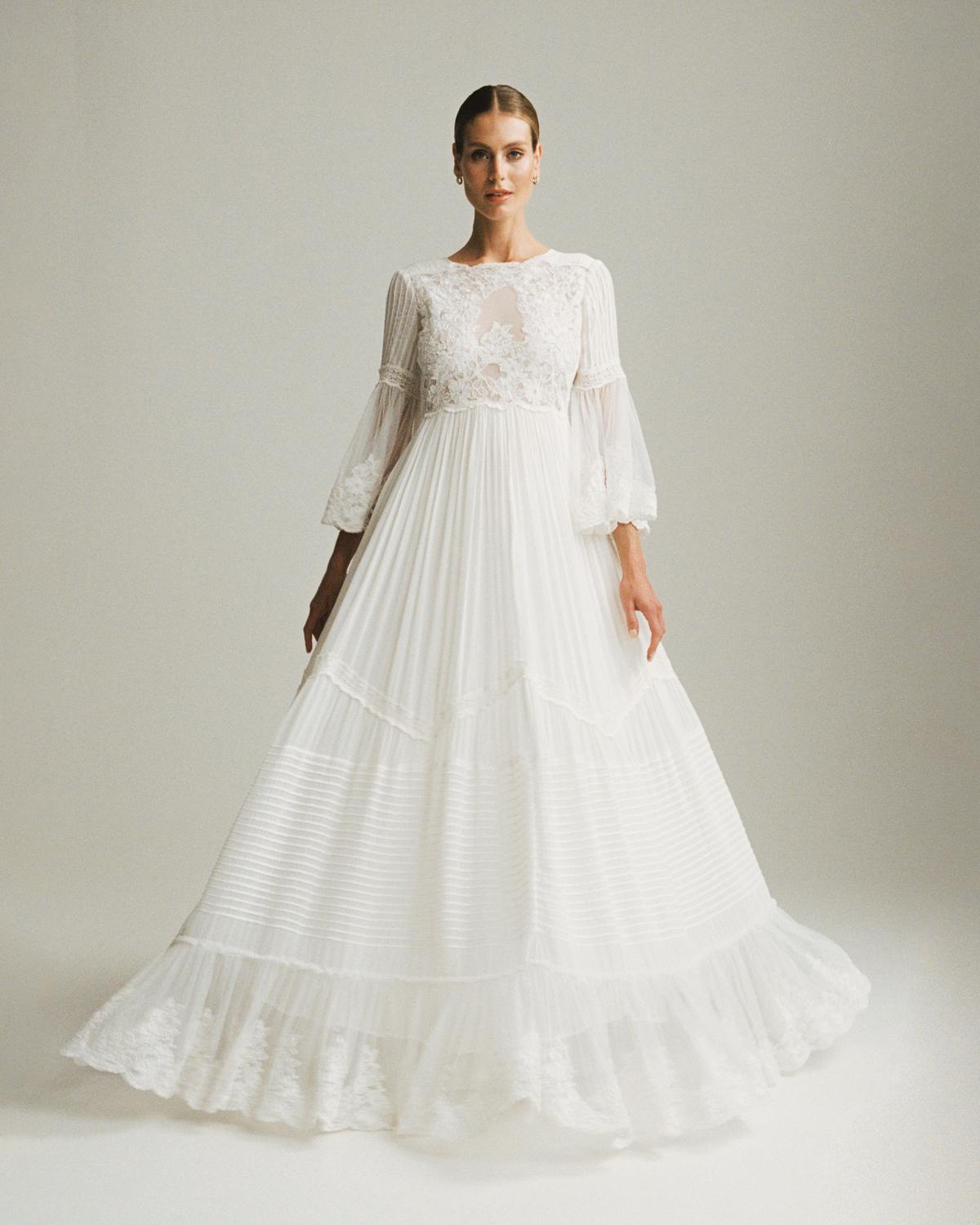 The Bridal Gown, Vintage White. Image #1