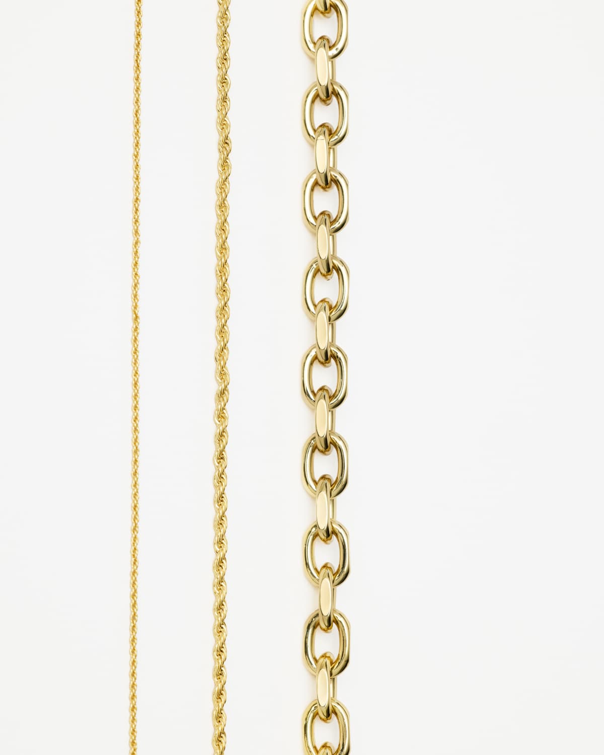 The Medium Necklace, Gold. Image #5