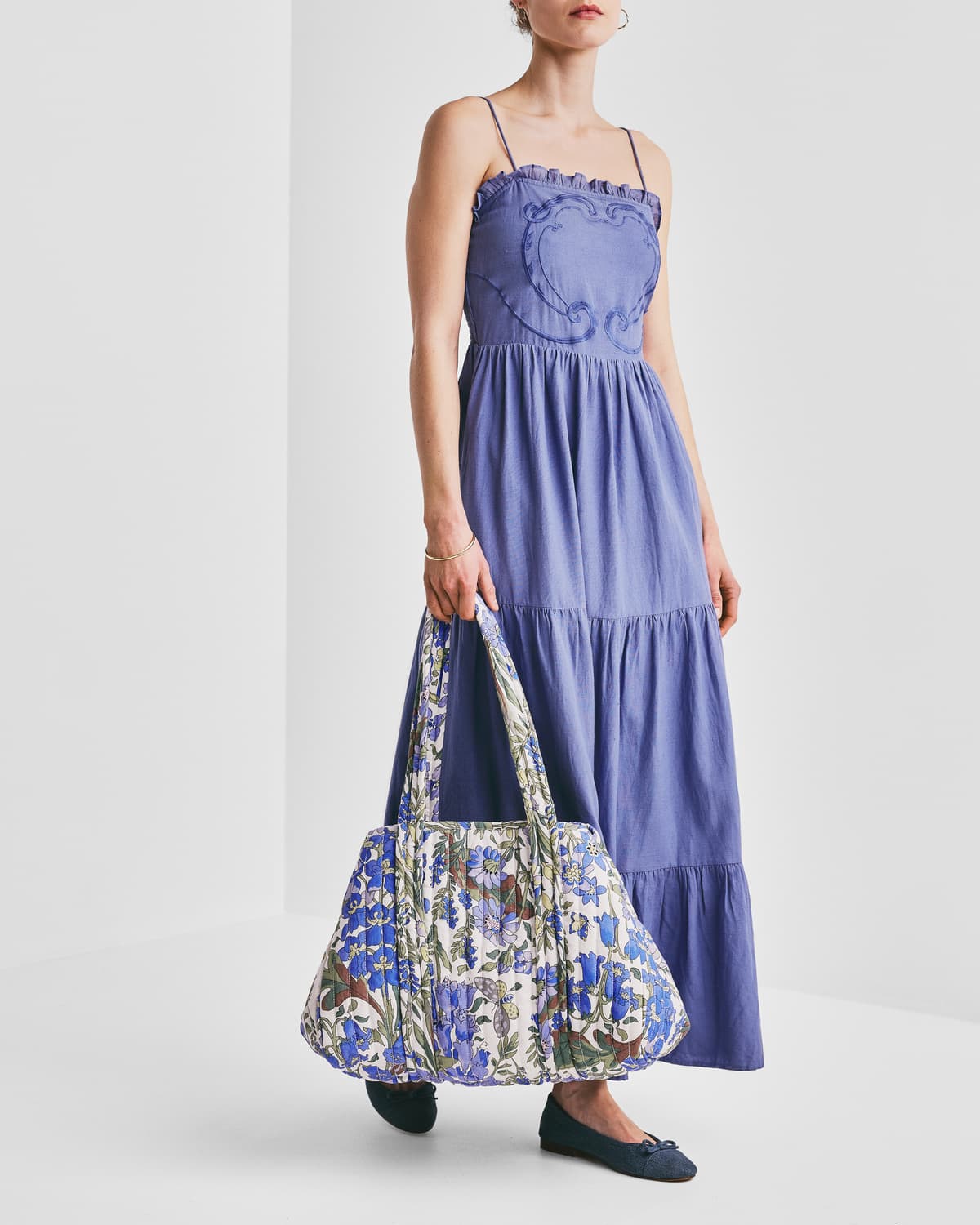 Tote Bag, Blue Garden. Image #1