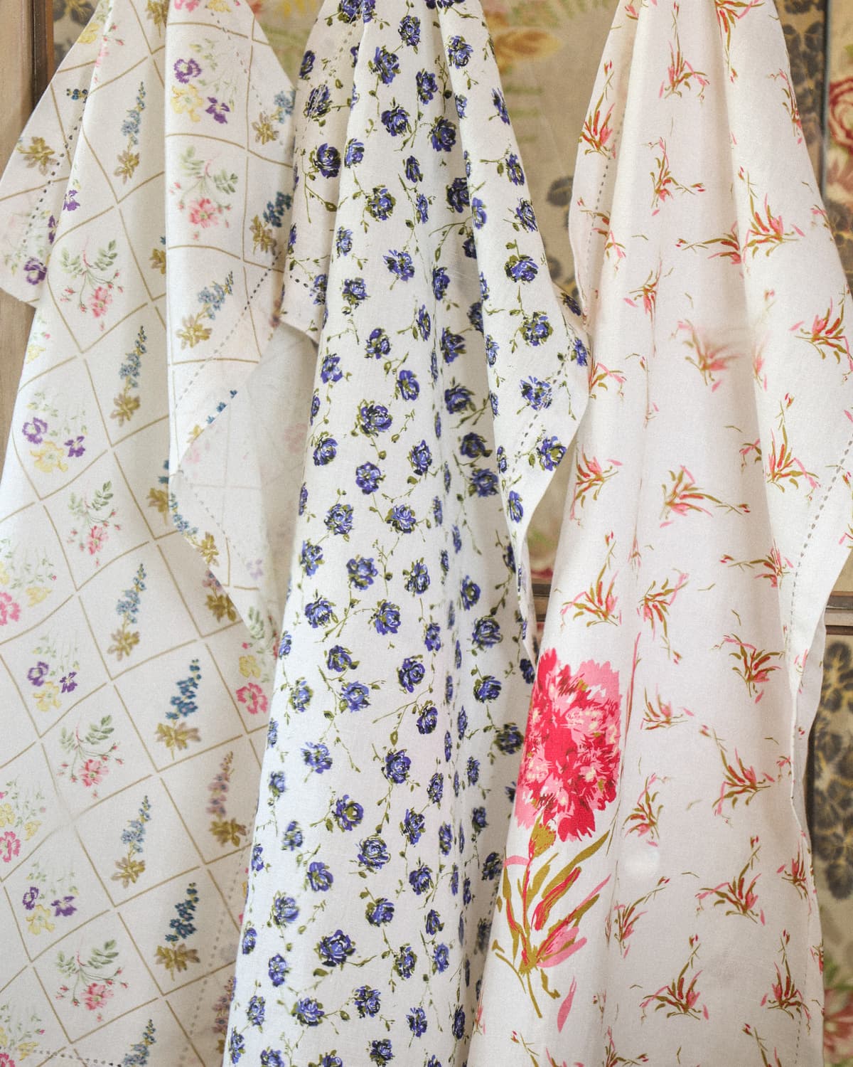 Kitchen Towel, Petite Flowers. Image #2