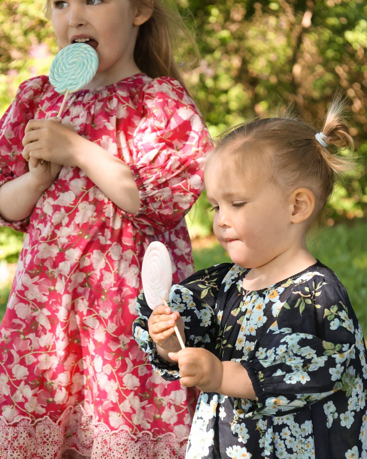Cotton Slub Puffed Dress, Poppy Meadow. Image #4