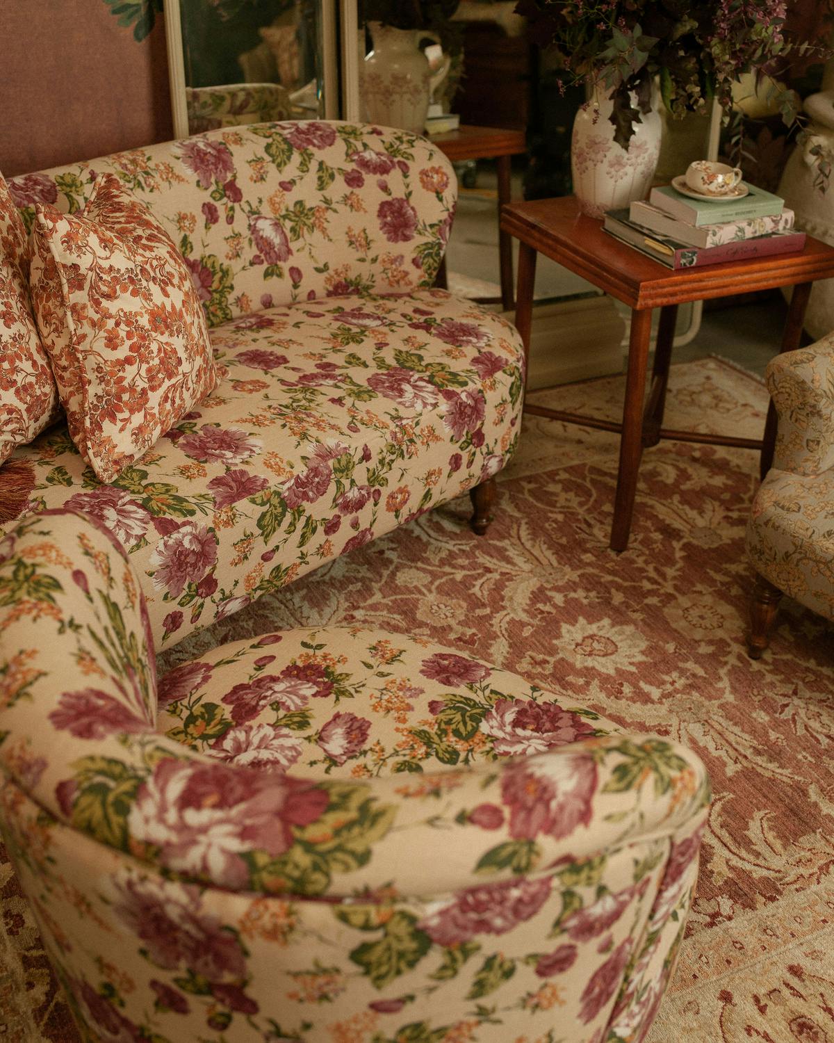 Sofa (In store exclusive), Big Flowers. Image #2