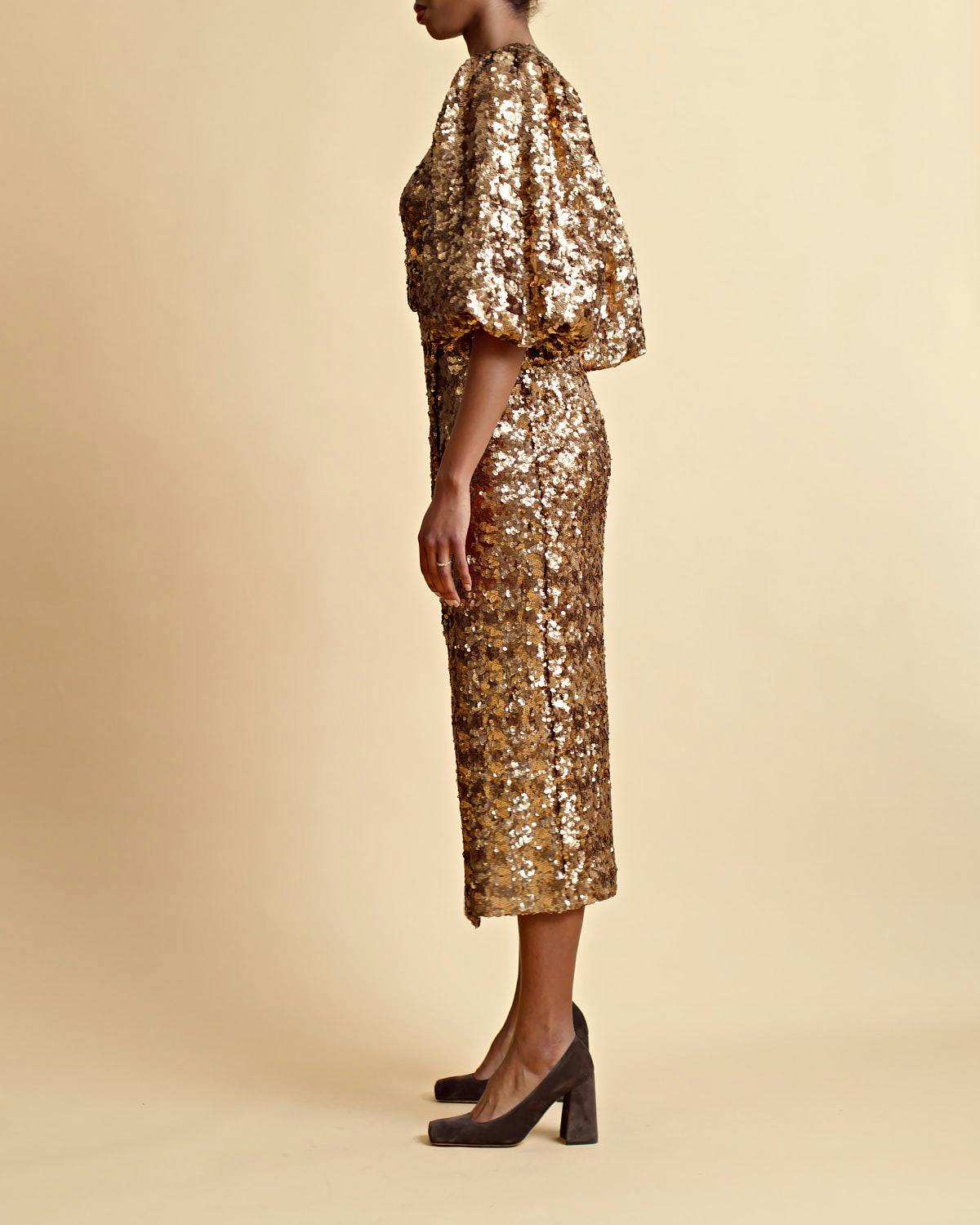 Sequins Midi Dress, Golden. Image #5