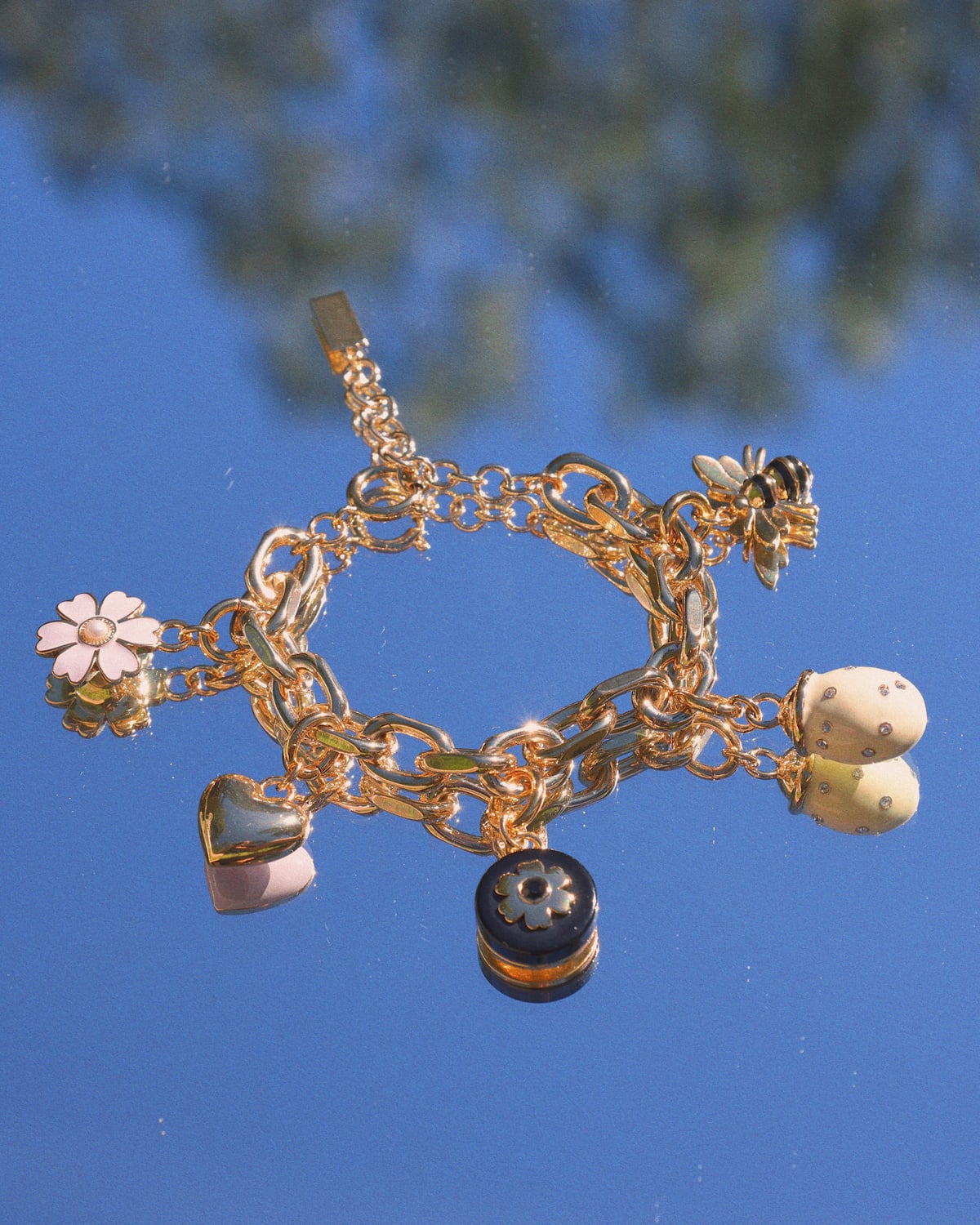 The Black Flower Charm, Black. Image #7