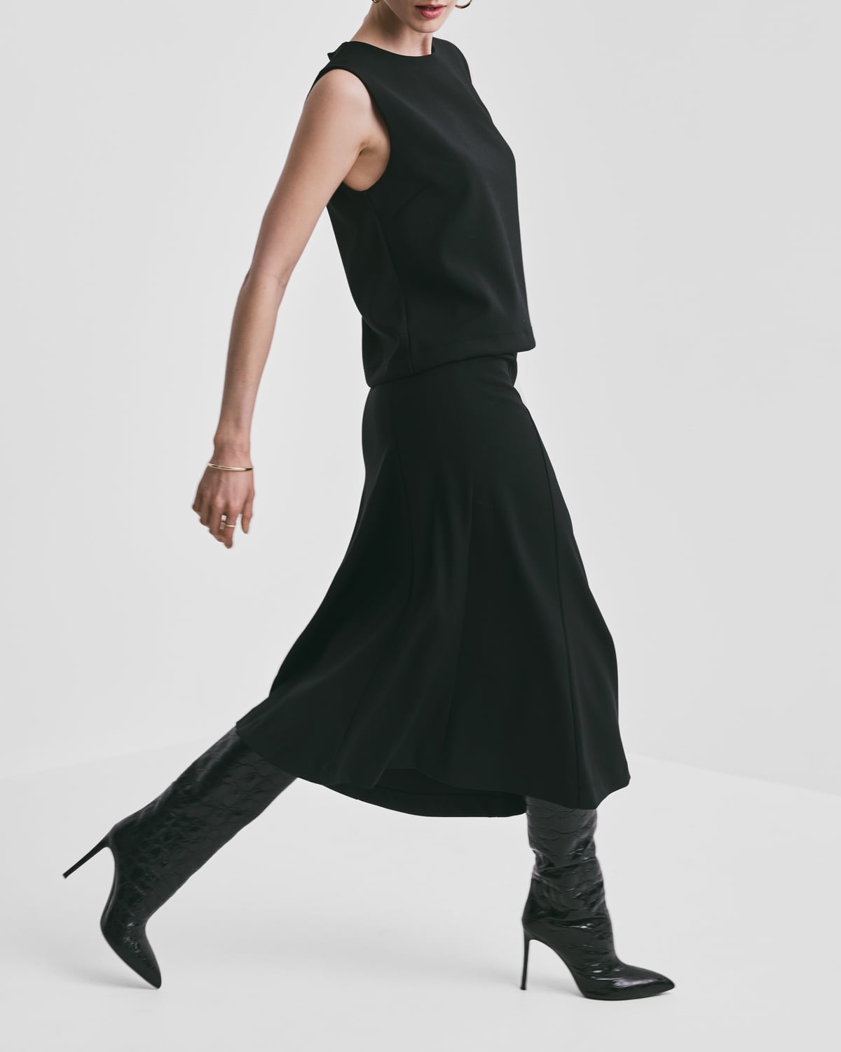 Classique Top, Black. Image #4