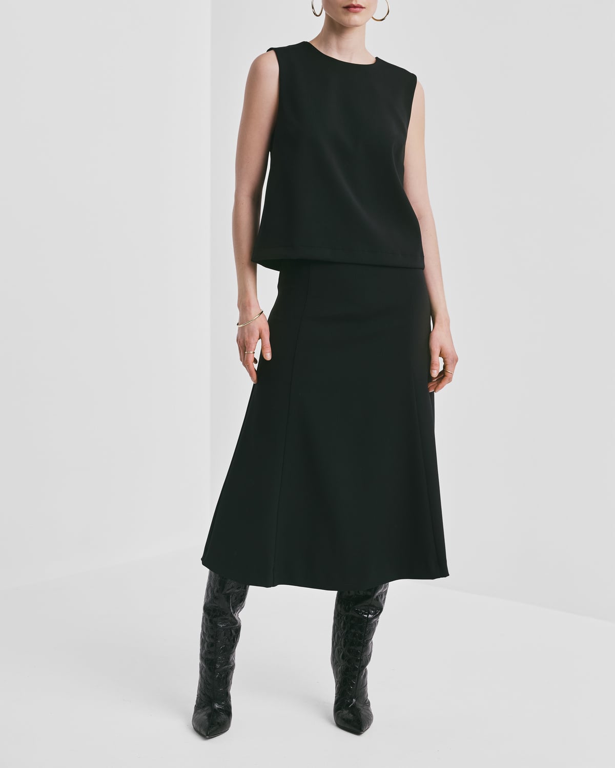 Classique Top, Black. Image #3