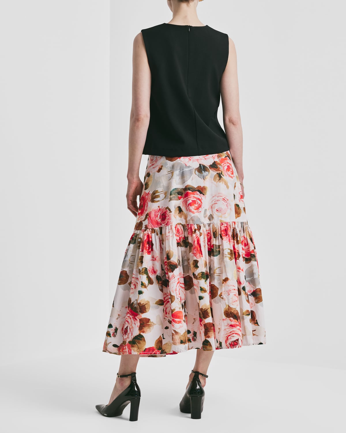 Classique Top, Black. Image #2