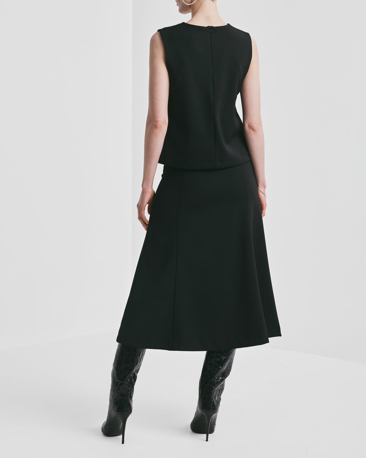 Classique Top, Black. Image #5