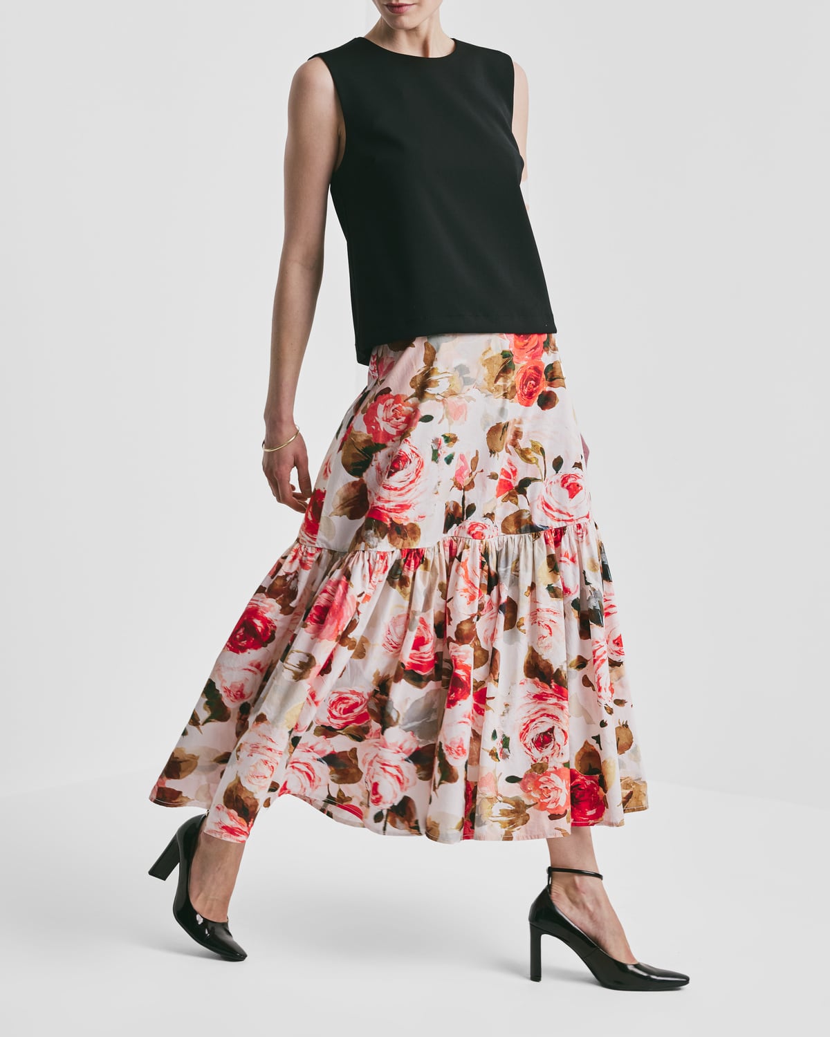 Classique Top, Black. Image #1