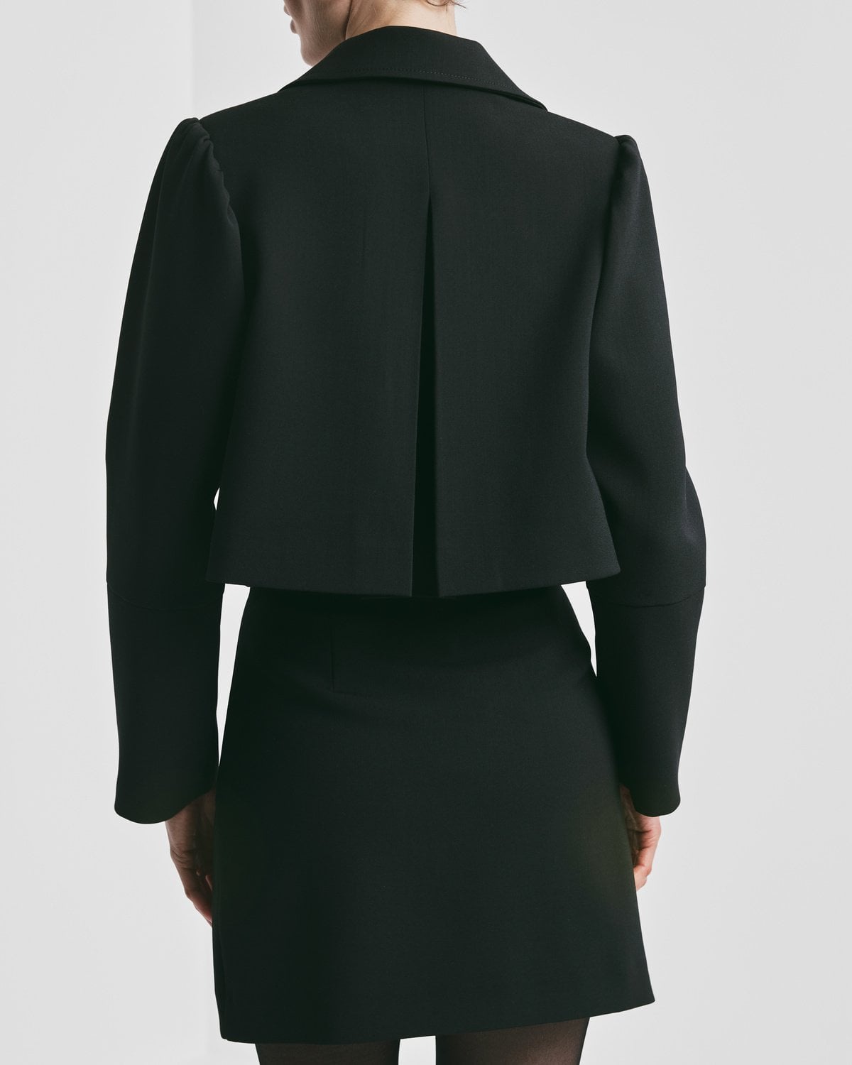 Classique Jacket, Black. Image #4