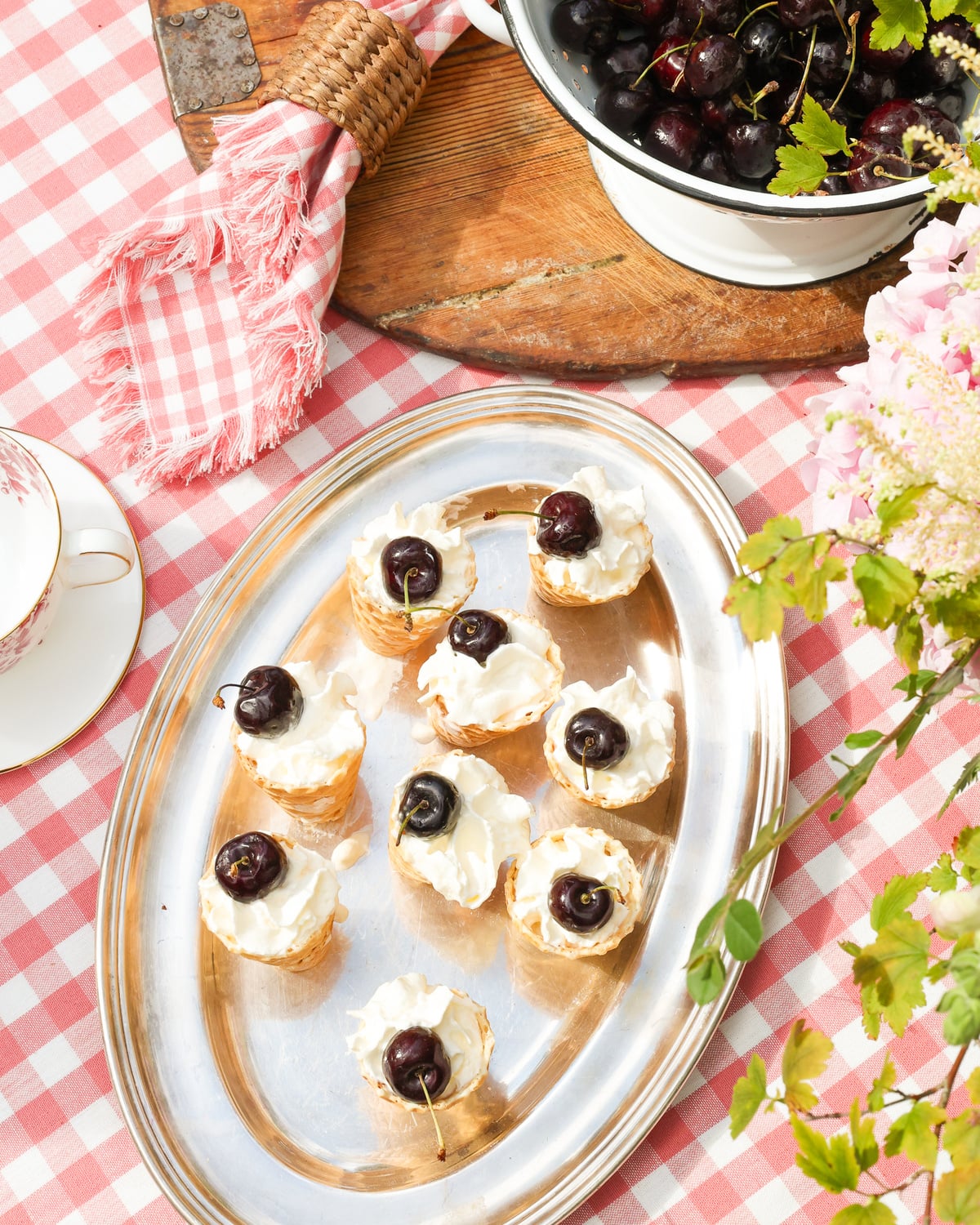 Table Cloth with Fringes 140x300, Pink Checks. Image #5