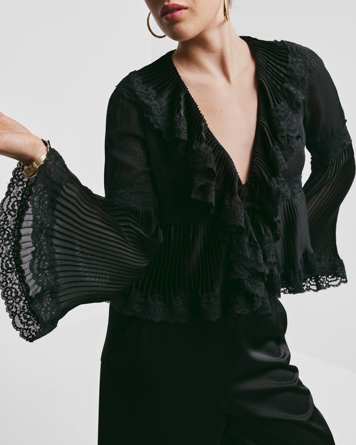 Georgette Plissé Top, Black. Image #8