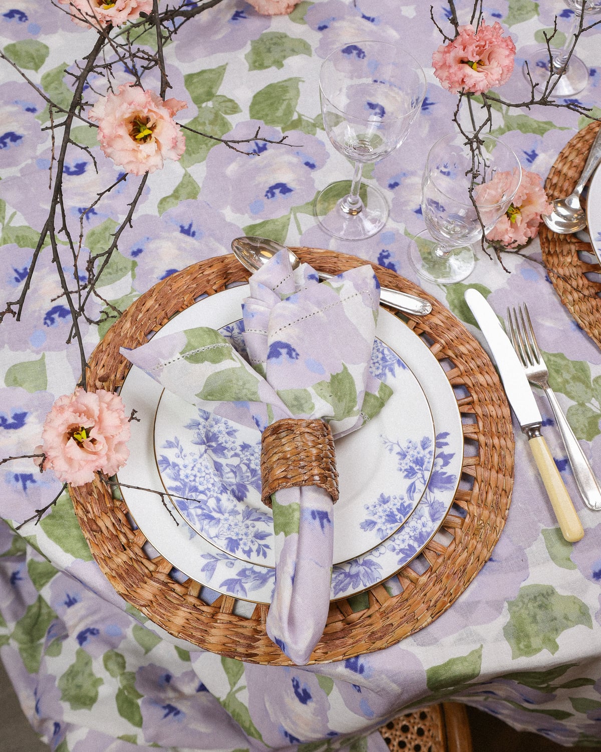 Table Cloth 130x300, Roses. Image #2